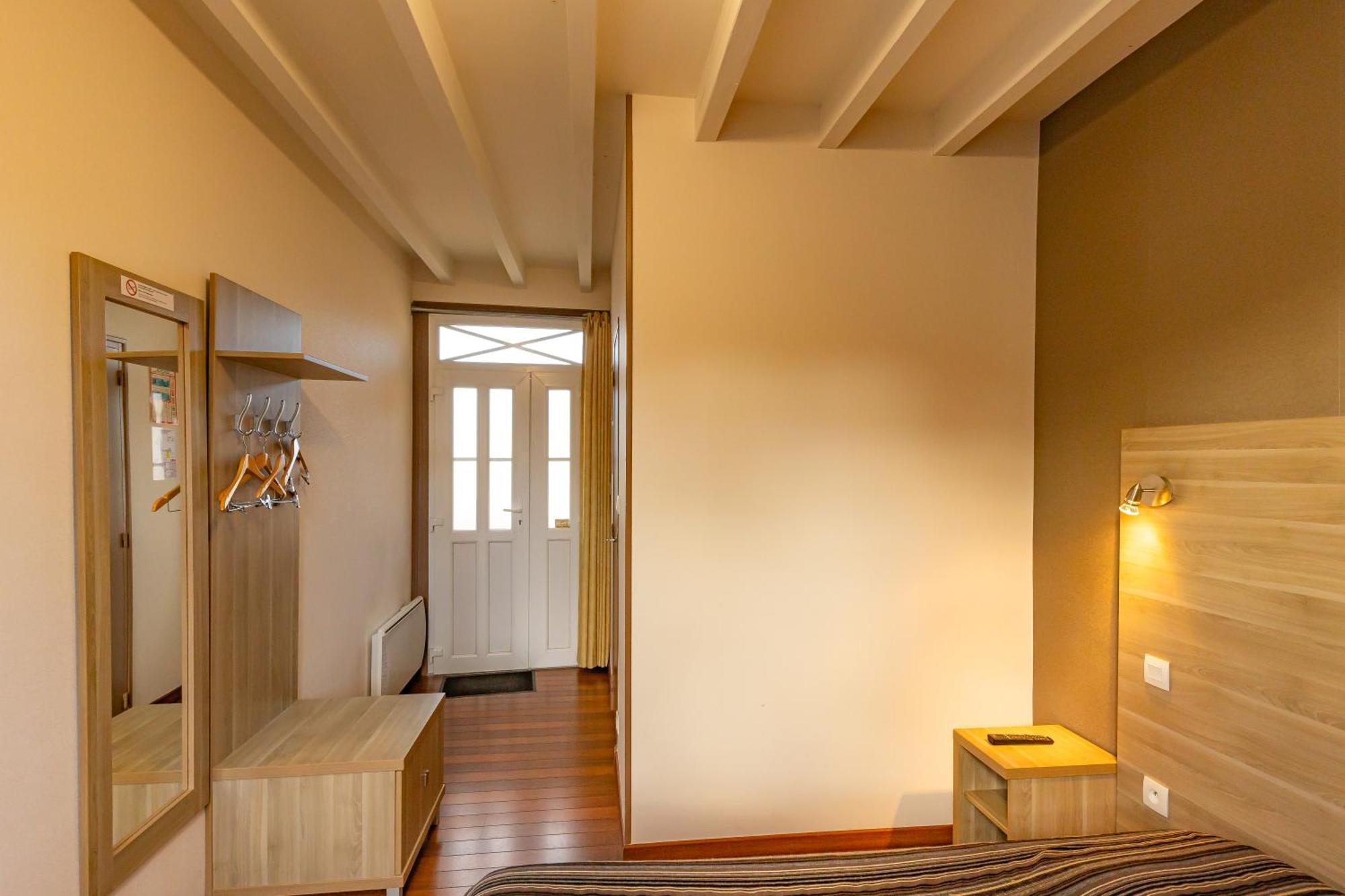 Auberge Le John Steele Sainte-Mère-Église Zewnętrze zdjęcie